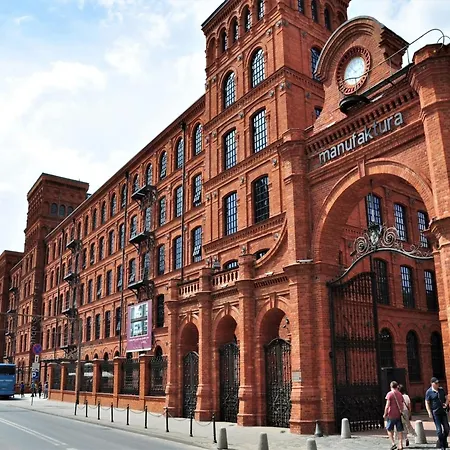 Daire Mansion Haven In Lannilis For 8 Łódź